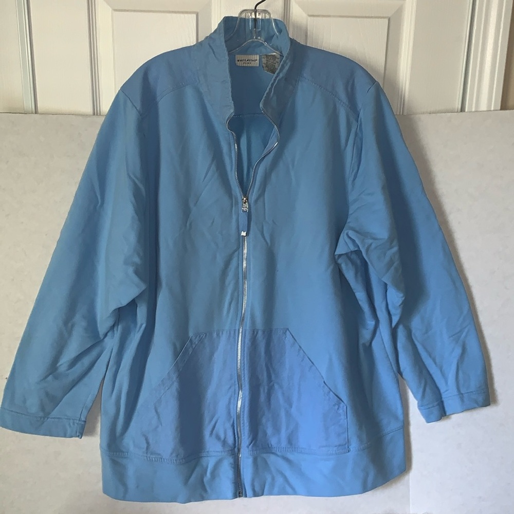 Zipper up shirt, White Stag plus 18W/20W. See details on the pics.